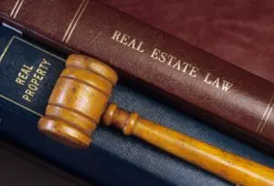 Real Estate Lawyer Milwaukee Waukesha Wisconsin Attorney Delafield West Allis New Berlin Pewaukee Hartland